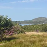 Апартаменты Peaceful Red Deer Cosy Apt In Letterfrack Near The Connemara National Park