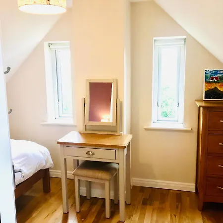 Red Deer Cosy In Connemara